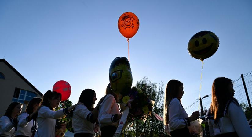 Elég a matrózblúz és a nyakkendő? - Ilyen idő lesz a ballagáson