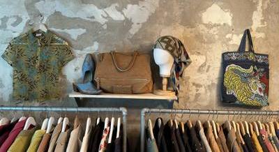 20 évig gyűjtötte a ruhákat, mert arról álmodott, hogy saját vintage boltja lesz: az álom most valóra vált