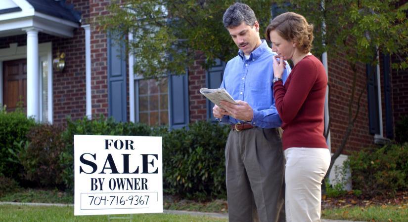 Kifulladt a roham Magyarországon: drasztikusan megnőtt az eladási idő a fővárosban, a vásárlók vették át az irányítást