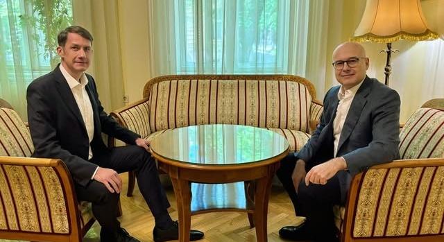 Vučević és Pásztor az SNS és a VMSZ együttműködésének folytatásáról tárgyalt