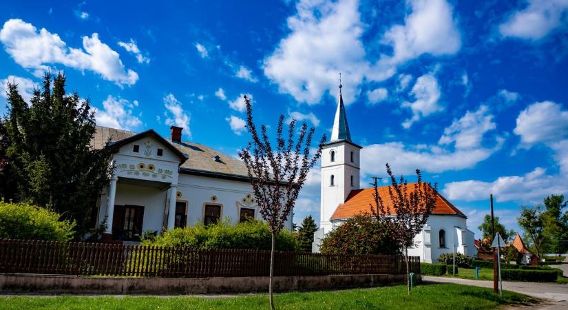 Ilyennek még biztosan nem láttad Tivadart és Kisart – lélegzetelállító tavaszi képek érkeztek (fotók)