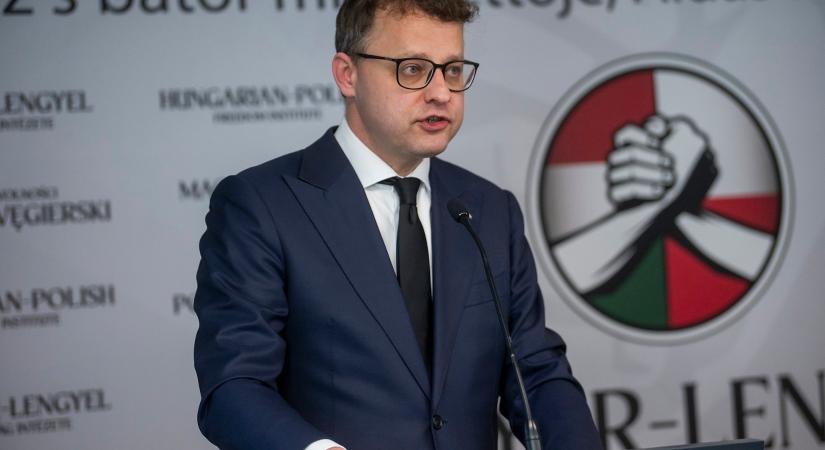 Kibukott: a Fidesz-frakció munkatársának budai lakásában él a körözött lengyel politikus