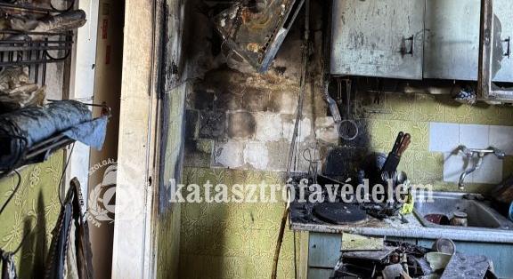 Tűz ütött ki egy nyíradonyi konyhában