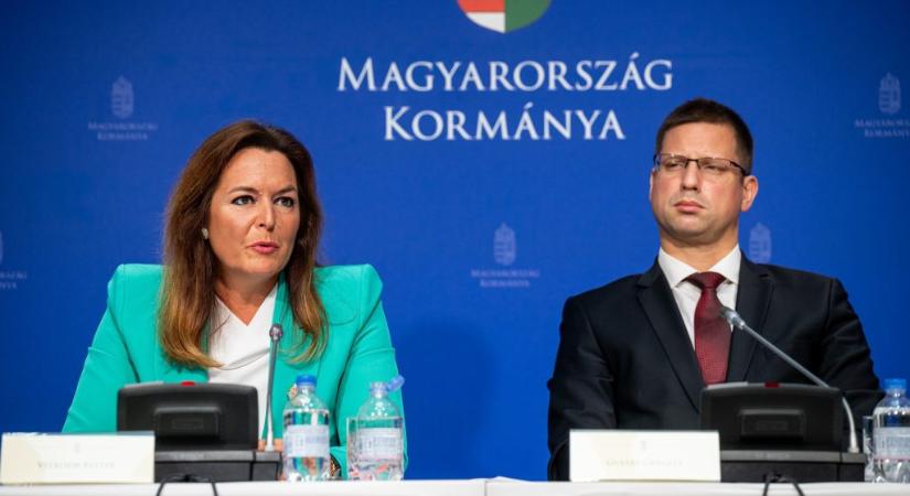 Szijjártó helyett Vitályos Esztert jelöli a Fidesz parlamenti alelnöknek