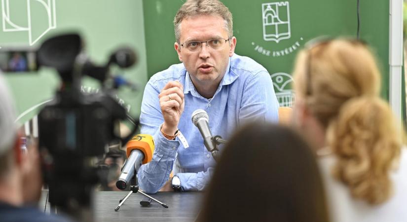 Hankó Balázst a fideszes zenészeknek kiszórt közpénzekről kérdezték, tudatos ferdítésről beszélt