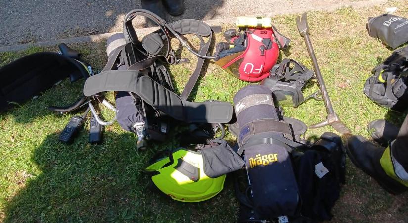 Megrendítő helyszíni fotókon a hétfői balatonfüredi tűzeset