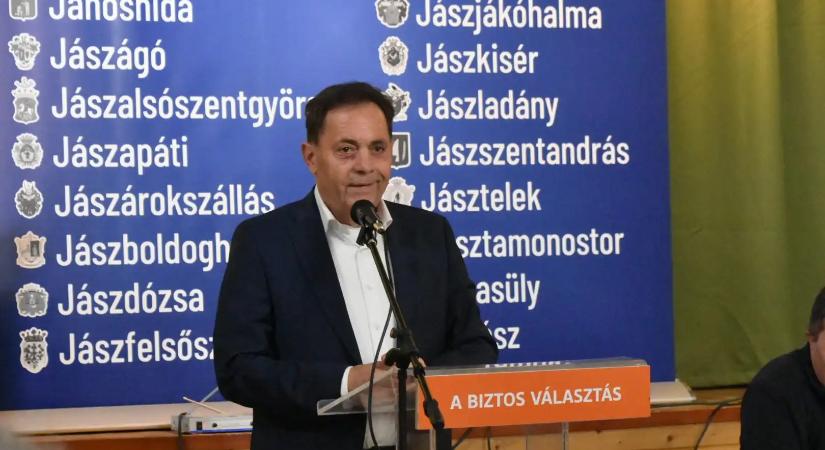 „Tisztítótűz” a Fideszben – Pócs János szerint a belső ellenségek szívták a párt vérét