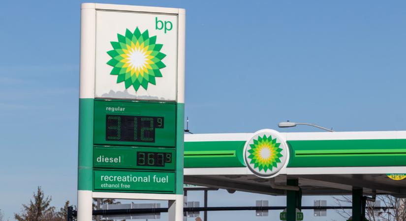 Újabb háború, újabb brutális extraprofit: óriásit kaszált az energiaóriás az olajárak kilövésén