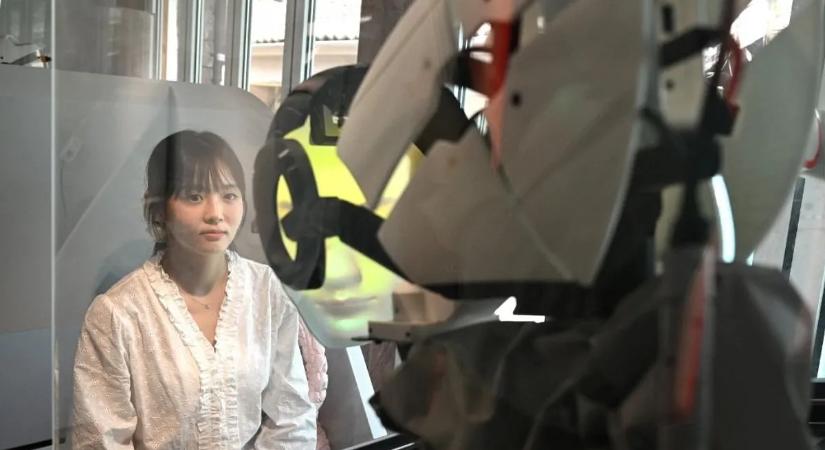 AI robotok jósolják meg a jövőt Dél-Koreában – egyre többen próbálják ki