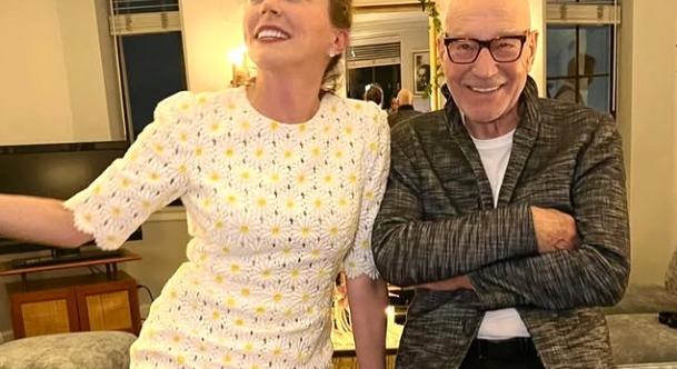 38 évvel fiatalabb nőt csábított el a kapitány