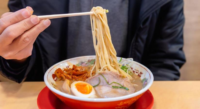 Szereted az ázsiai ételeket? Akkor van egy rossz hírünk – súlyos fertőzést okozhat ez az élelmiszer