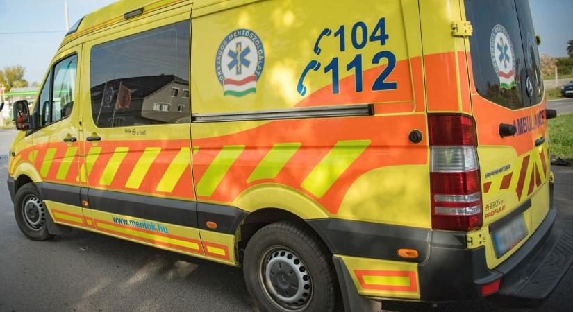 Verekedés tört ki egy vasi születésnapon, kis híján belehalt a rúgásba az áldozat