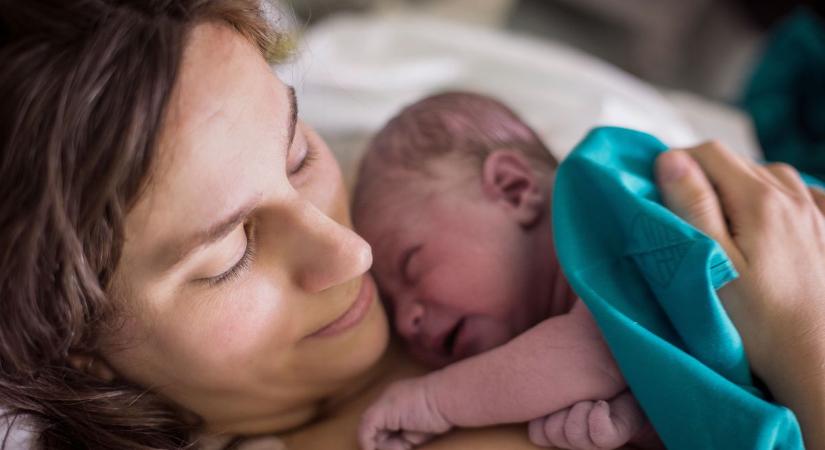 Midori, Elon, Áldáska – egyre merészebb neveket adnak a szülők, Zalában is változik a trend