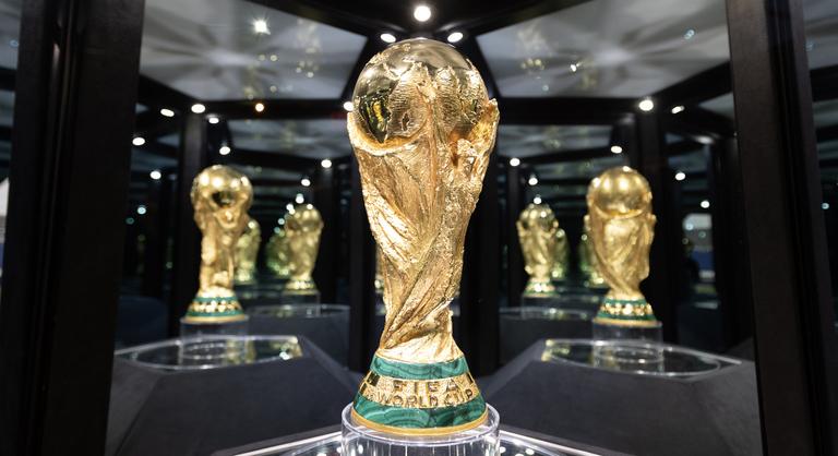 Fellélegezhetnek a játékosok, kedvező szabálymódosítást hozhat a világbajnokság előtt a FIFA