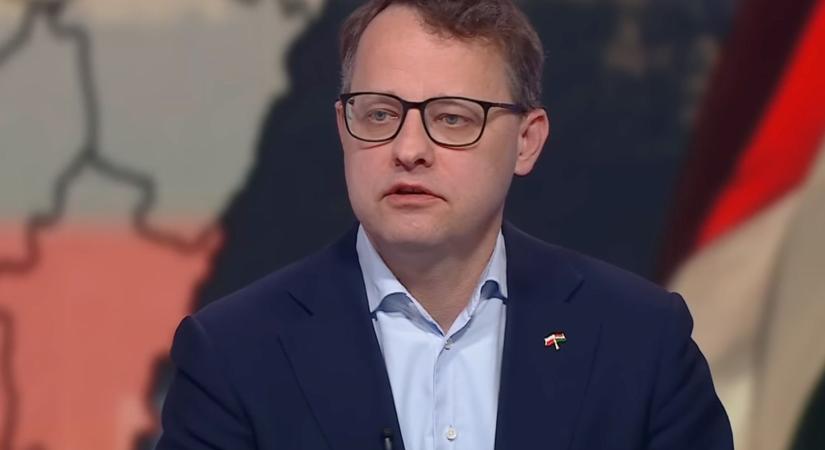 A Fidesz-frakcióhoz köthető lakásban él Budapesten a körözött lengyel expolitikus