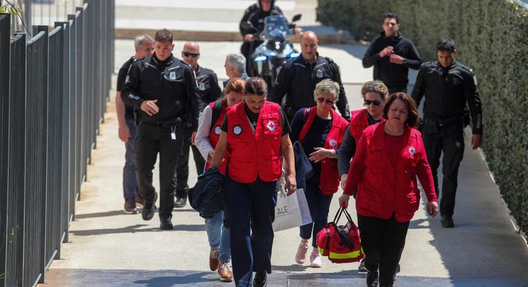Tüzet nyitott egy nyolcvankilenc éves férfi Athénban, többen megsérültek