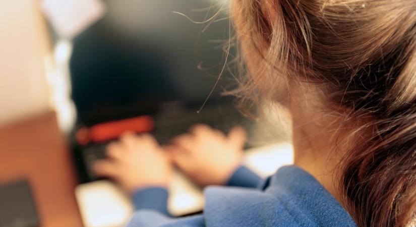 NMHH: drasztikusan nőtt a gyermekek elleni online szexuális visszaélések száma