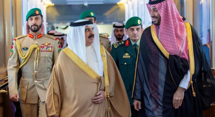 Szaúd-Arábiában üléseznek az Öböl-országok vezetői az iráni háborúról