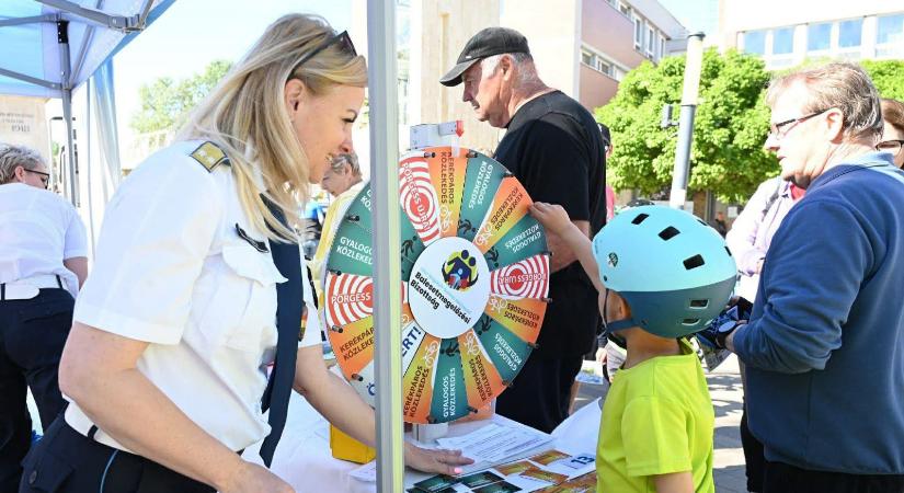 Két keréken a víz mentén – sikeres Föld napi program Szolnokon