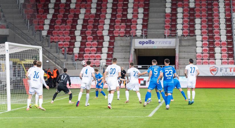 Az egyik NB I-es meccsre 100 forintért lehet jegyet venni