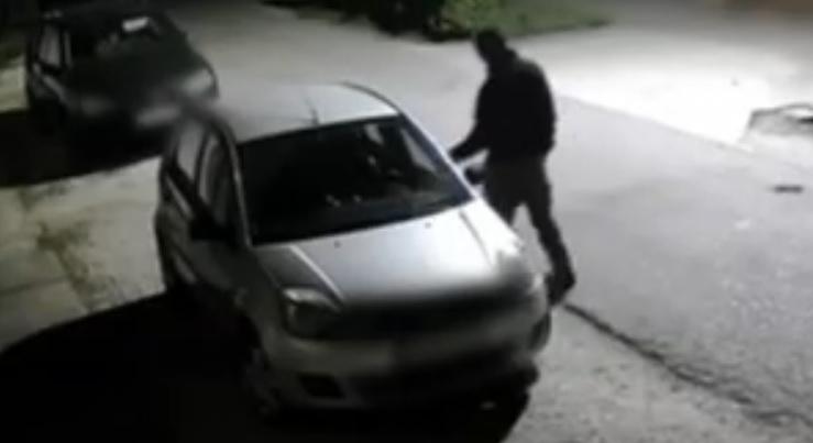 Videó: így kötöttek el egy autót Hajdúböszörményben