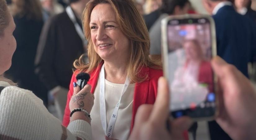 Felrobbant az internet: A Tisza politikusa olyat alázott Orbán emberére hogy 8 napon túl gyógyul