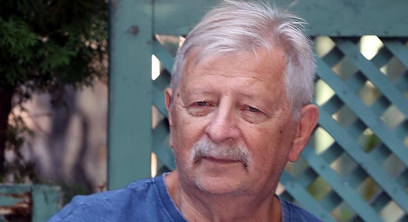 76 évesen új sportot talált magának Várkonyi András: "76 éves koromra itt ugrabugrálok"