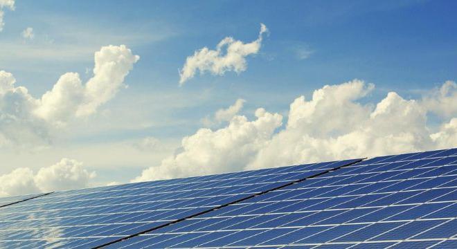 Hogyan lehet finanszírozni a napelemek telepítését?