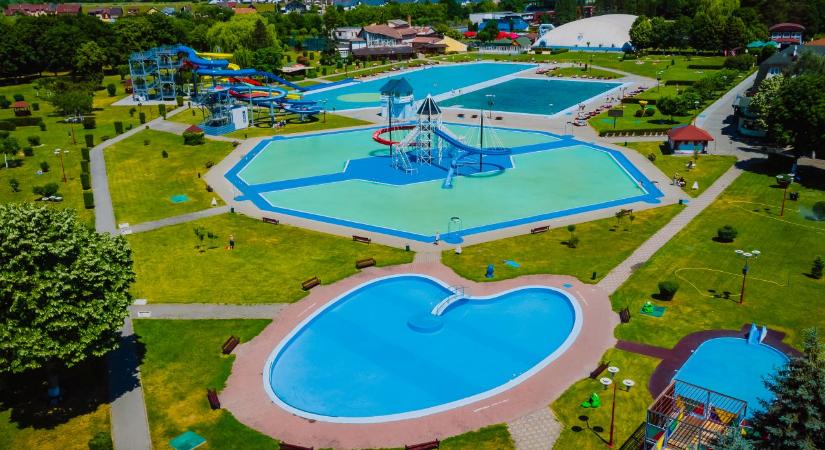 Csúszhat a szezonnyitás, emelkednek a jegyárak a marosvásárhelyi Víkendtelepen (VIDEÓ)