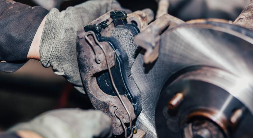 A 4-es út és az M4 átka - így védekezz a napi ingázás "néma gyilkosai" ellen