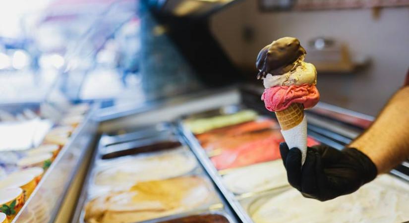Borsos árakkal nyitnak a magyar fagylaltozók: kiderült, mennyibe fog kerülni idén