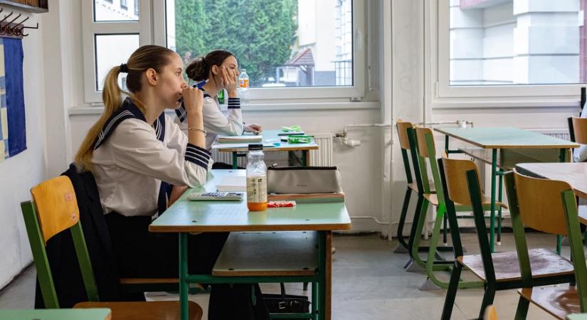 Oktatási Hivatal: május 4-én kezdődnek az érettségi vizsgák