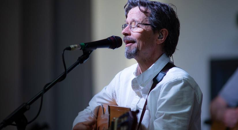 Szívem kősziklája – megjelent az Új Forrás zenekar legújabb dala (VIDEÓ)