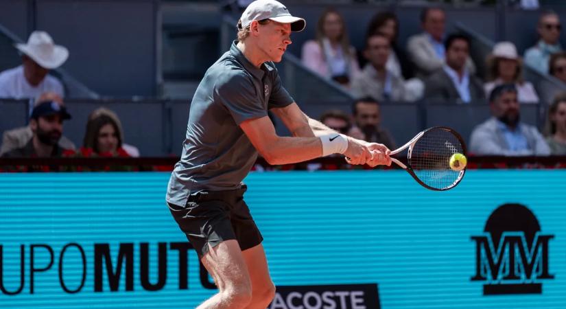 Jannik Sinner sorozatban 25. meccsét nyerte mesterversenyen