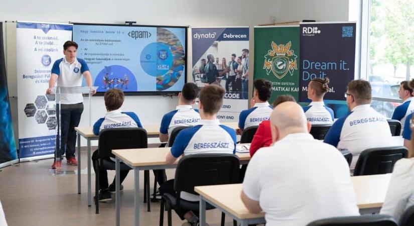 Nem elég a kód: így néz ki az igazi IT-karrier belülről