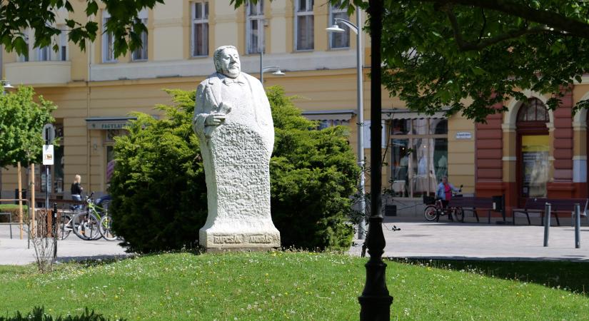 Így avatták Rapcsák András szobrát 2008-ban
