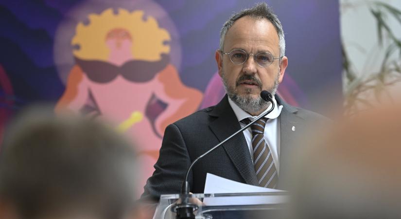 Bús Balázs lemond NKA-alelnöki tisztségéről