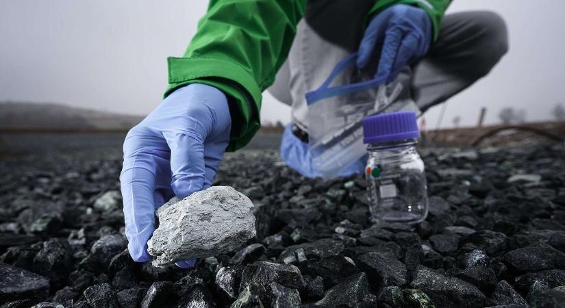 Két újabb szombathelyi utca esetében merült fel az azbesztszennyezés gyanúja!