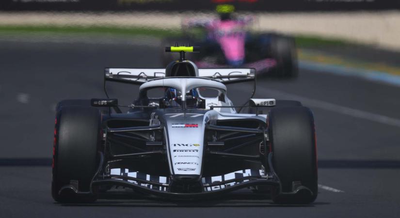 Különleges külsőt kapnak a Cadillac F1-es autói Miamiban