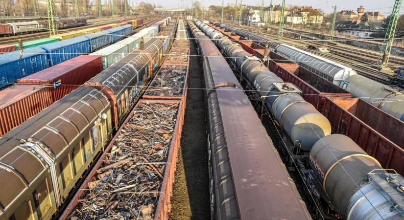 Egy kis balkáni ország segítheti ki a Mol-t, és tehet be ezzel a horvátoknak