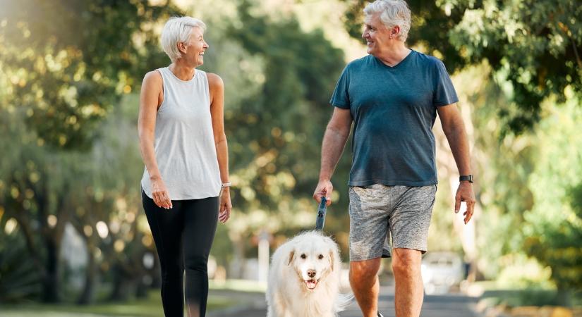 60 felett pontosan ennyi séta kell naponta: az egészséged múlhat rajta