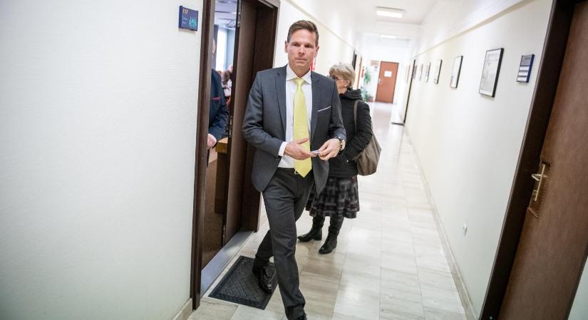 Visszaállítanák a BKM belső ellenőrzését, a Tisza és a Fidesz közös nevezőre jutott abban, hogy Mártha Imre vezérigazgatónak mennie kell