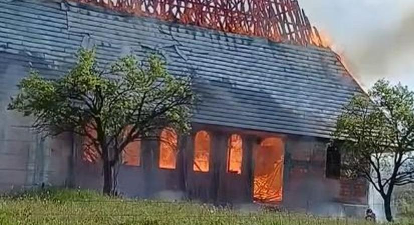 Görögkatolikus templom gyulladt ki Dióshalmon (VIDEÓ)