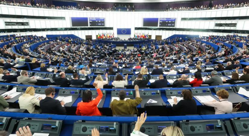 Több mint 60 ezer milliárd forinttal megdobná az EU új hétéves költségvetését az EP