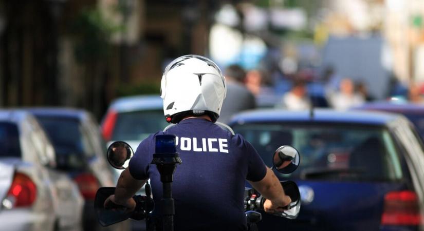 Súlyos támadás történt Görögországban – megindult a hajtóvadászat