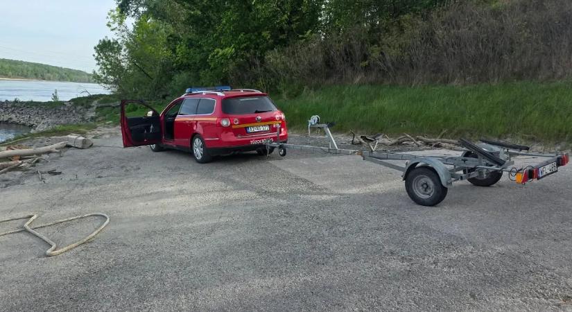 Holttestet emeltek ki a Dunából a folyó magyarországi szakaszán