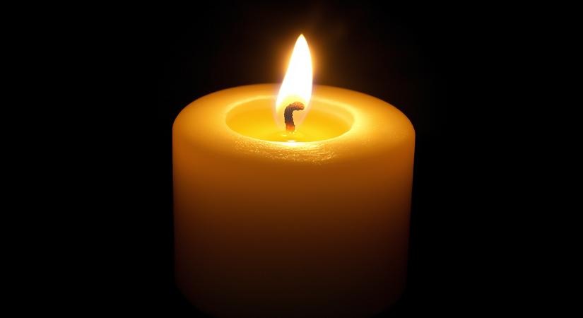 Értetlenül áll a család a tragédia előtt: előző nap még nevetgélt, másnap a kórházban meghalt az imádott színész