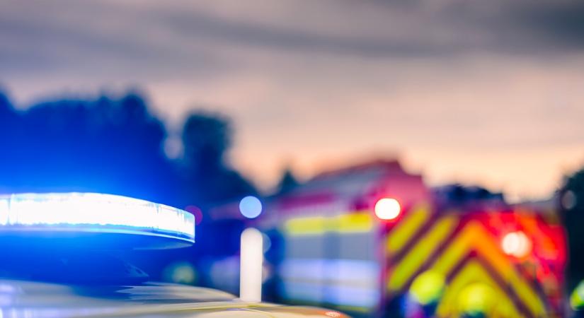 Nagy a baj! Szirénázó mentők és tűzoltók lepték el a fővárost