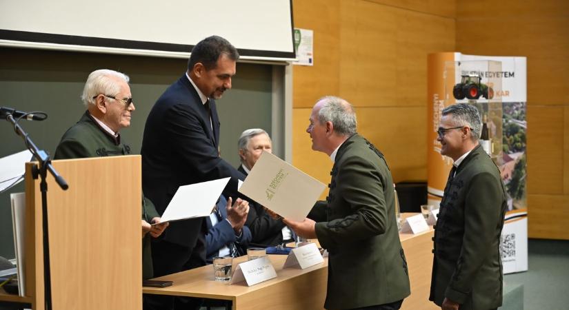 A mosonmagyaróvári kar büszke elődeire – Egykori és a leendő agrárminisztert is köszöntötték - fotók