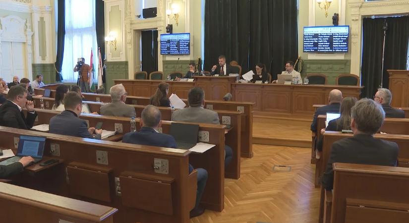 Politikai patthelyzet a zártkertek ügyében